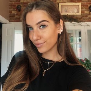 Meet your Posher, Camille